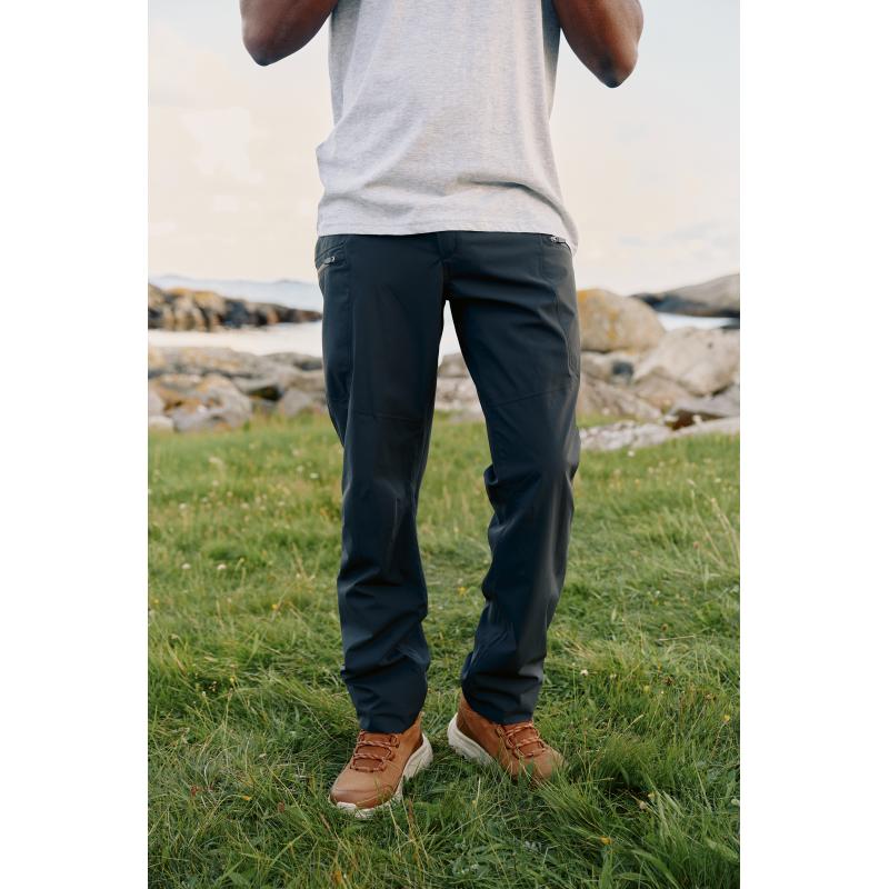 Twentyfour Twentyfour Venture Skallbukse H 12597 E. Sørdahl 1 2 3